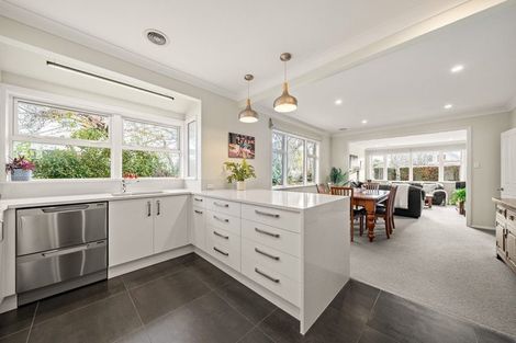 Photo of property in 3 Heretaunga Square, Silverstream, Upper Hutt, 5019