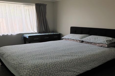 Photo of property in 30a Mellsop Avenue, Waiuku, 2123