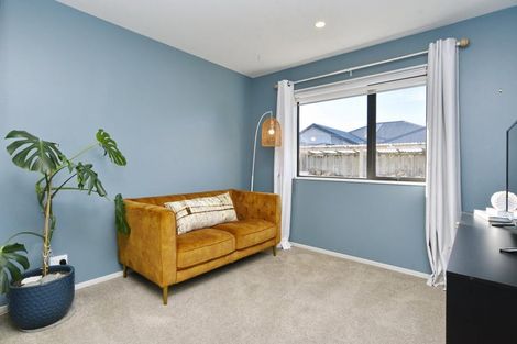 Photo of property in 7 Peter Place, Rangiora, 7400