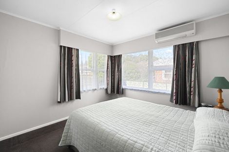 Photo of property in 69 Resthill Crescent, Glenview, Hamilton, 3206
