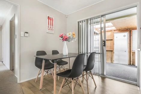 Photo of property in 3/63 Kenderdine Road, Papatoetoe, Auckland, 2025