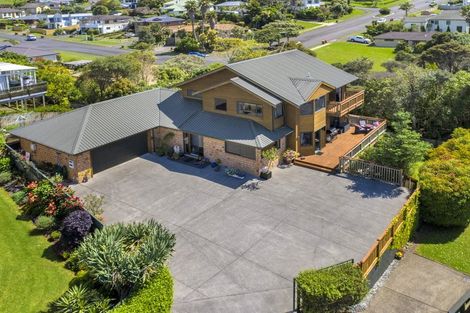 Photo of property in 9 Grovenor Drive, Orewa, 0931