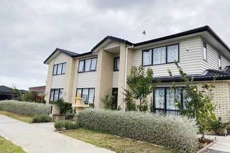 Photo of property in 17 Cooladawson Drive, Flat Bush, Auckland, 2019