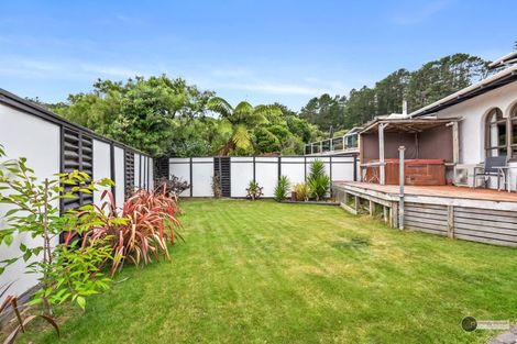 Photo of property in 21 Dalton Grove, Stokes Valley, Lower Hutt, 5019