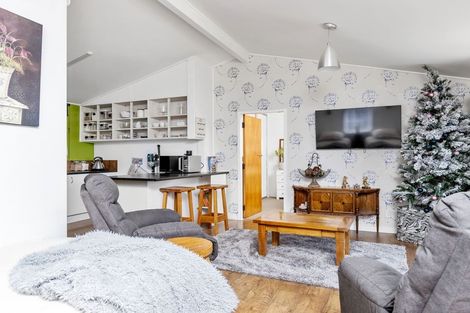 Photo of property in 22 Colville Street, Masterton, 5810