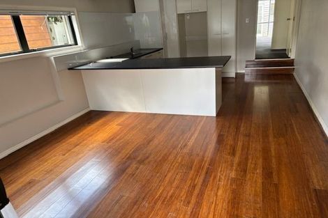 Photo of property in 28 Hiwihau Place, Glenfield, Auckland, 0629