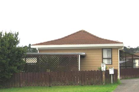 Photo of property in 1/76 Luanda Drive, Ranui, Auckland, 0612
