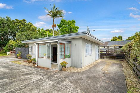 Photo of property in 1a/3 Divich Avenue, Te Atatu South, Auckland, 0610