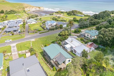 Photo of property in 9 Mowhanau Drive, Kai Iwi, Wanganui, 4574