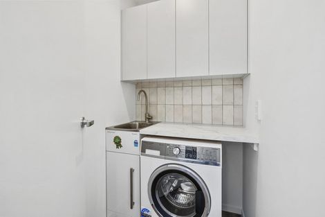 Photo of property in 74b London Street, Dunedin Central, Dunedin, 9016