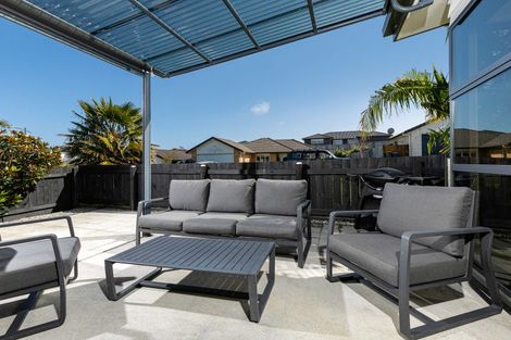 Photo of property in 4 Karika Place, Massey, Auckland, 0614