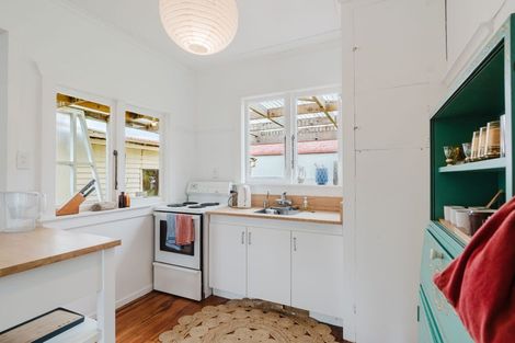 Photo of property in 1059 Pouewe Street, Kawhia, 3889