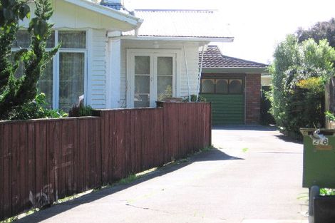 Photo of property in 2/8 Seven Oaks Drive, Pakuranga, Auckland, 2010