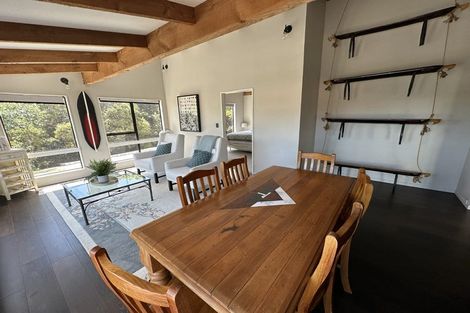 Photo of property in 11a Poneke Drive, Waikanae, 5036