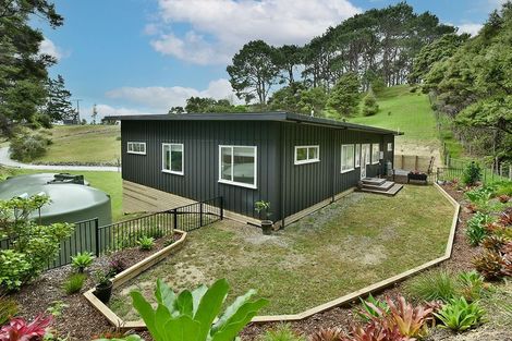 Photo of property in 100 Durey Road, Dairy Flat, Albany, 0792
