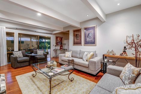Photo of property in 1 Cross Street, Manly, Whangaparaoa, 0930