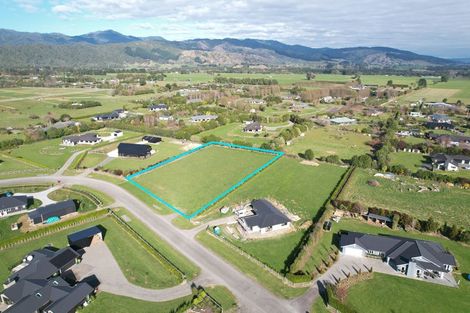 Photo of property in 12 Oriwa Lane, Levin, 5571