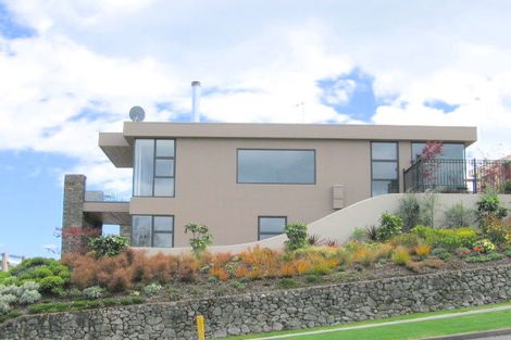 Photo of property in 68 Harvey Street, Waipahihi, Taupo, 3330