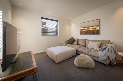 Photo of property in 17 Kapuka Lane, Wanaka, 9305