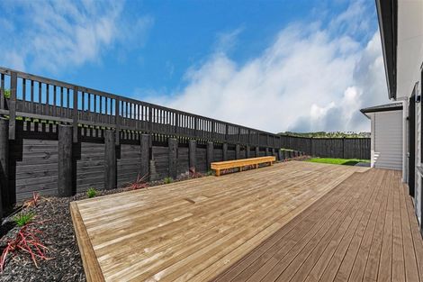 Photo of property in 6 Hutukawa Drive, Beachlands, Auckland, 2018