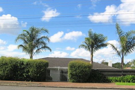 Photo of property in 60 Pleasant Road, Glen Eden, Auckland, 0602