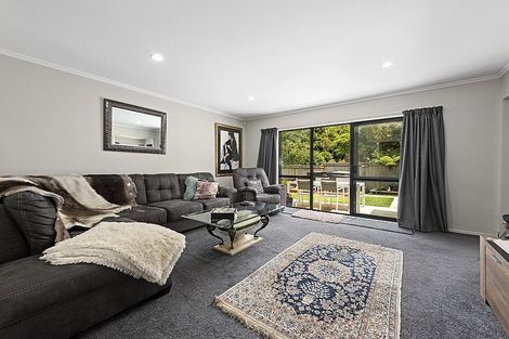 Photo of property in 347a Main Road North, Brown Owl, Upper Hutt, 5018