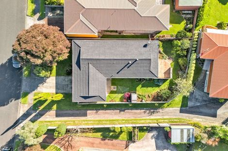 Photo of property in 39 Nevada Drive, Merrilands, New Plymouth, 4312