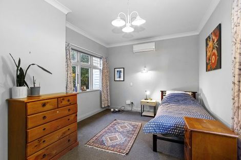 Photo of property in 49 Upper Watt Street, Wadestown, Wellington, 6012