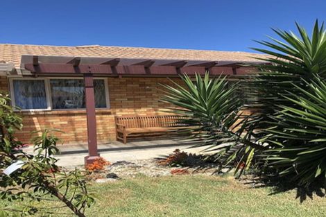 Photo of property in 17 Tilberg Street, Favona, Auckland, 2024