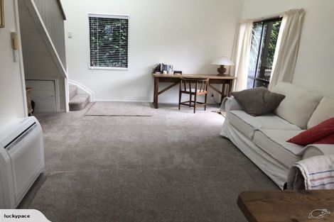 Photo of property in 2/99 Konini Road, Titirangi, Auckland, 0604