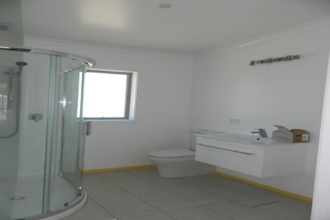 Photo of property in 19u1 Collins Avenue, Tawa, Wellington, 5028