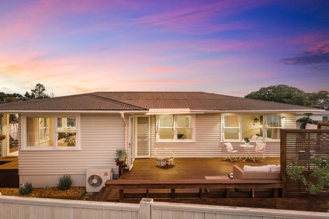 Photo of property in 2 Tyne Road, Forrest Hill, Auckland, 0620