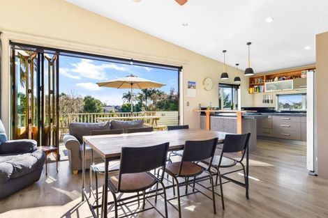 Photo of property in 16 Logan Court, Chartwell, Hamilton, 3210