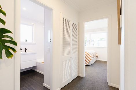 Photo of property in 29 Glendevon Place, Vauxhall, Dunedin, 9013
