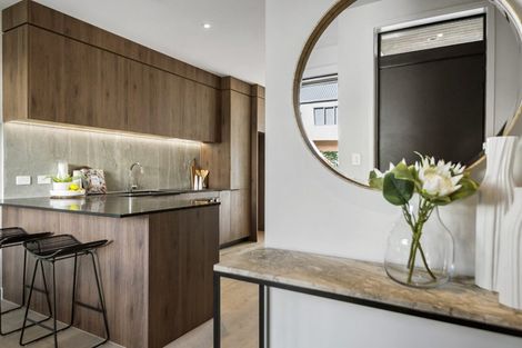 Photo of property in 9b Windlass Street, Long Bay, Auckland, 0630