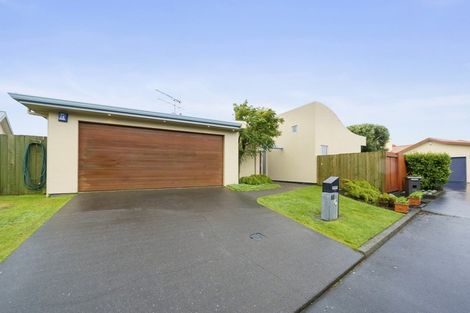 Photo of property in 60 Navigation Drive, Whitby, Porirua, 5024