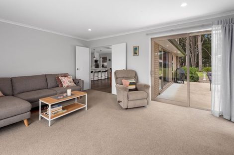 Photo of property in 5 Maru Lane, Te Kamo, Whangarei, 0112