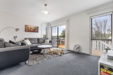 Photo of property in 29a Pisces Road, Glen Eden, Auckland, 0602