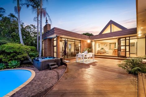 Photo of property in 29 Quebec Road, Milford, Auckland, 0620