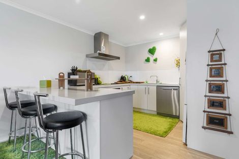Photo of property in 14 Fuller Street, Papamoa Beach, Papamoa, 3118