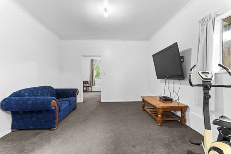 Photo of property in 36 Maire Street, Inglewood, 4330