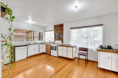 Photo of property in 76 King Street, Waiuku, 2123