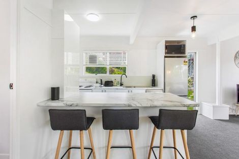 Photo of property in 30 Granger Road, Cockle Bay, Auckland, 2014