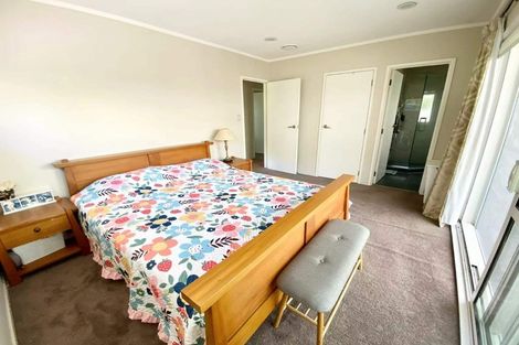 Photo of property in 14 Scotstoun Place, Glen Eden, Auckland, 0602