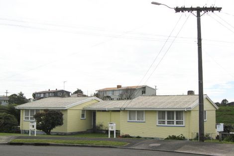 Photo of property in 7-9 Clerke Place, Marfell, New Plymouth, 4310