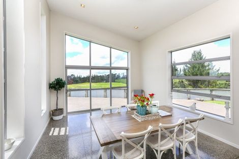 Photo of property in 1375 Carrington Road, Hurworth, New Plymouth, 4371