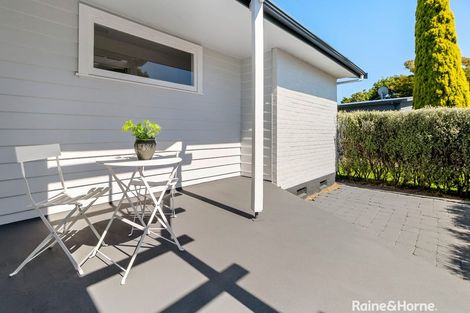 Photo of property in 10 Mahupuku Street, Greytown, 5712
