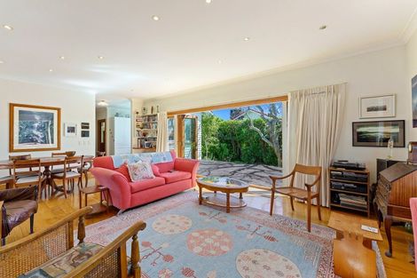 Photo of property in 9 Bell Street, Otaki, 5512