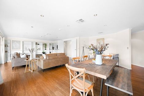 Photo of property in 16 Hampshire Court, Flagstaff, Hamilton, 3210