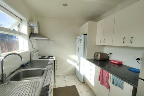 Photo of property in 3 Brook Street, Milford, Auckland, 0620